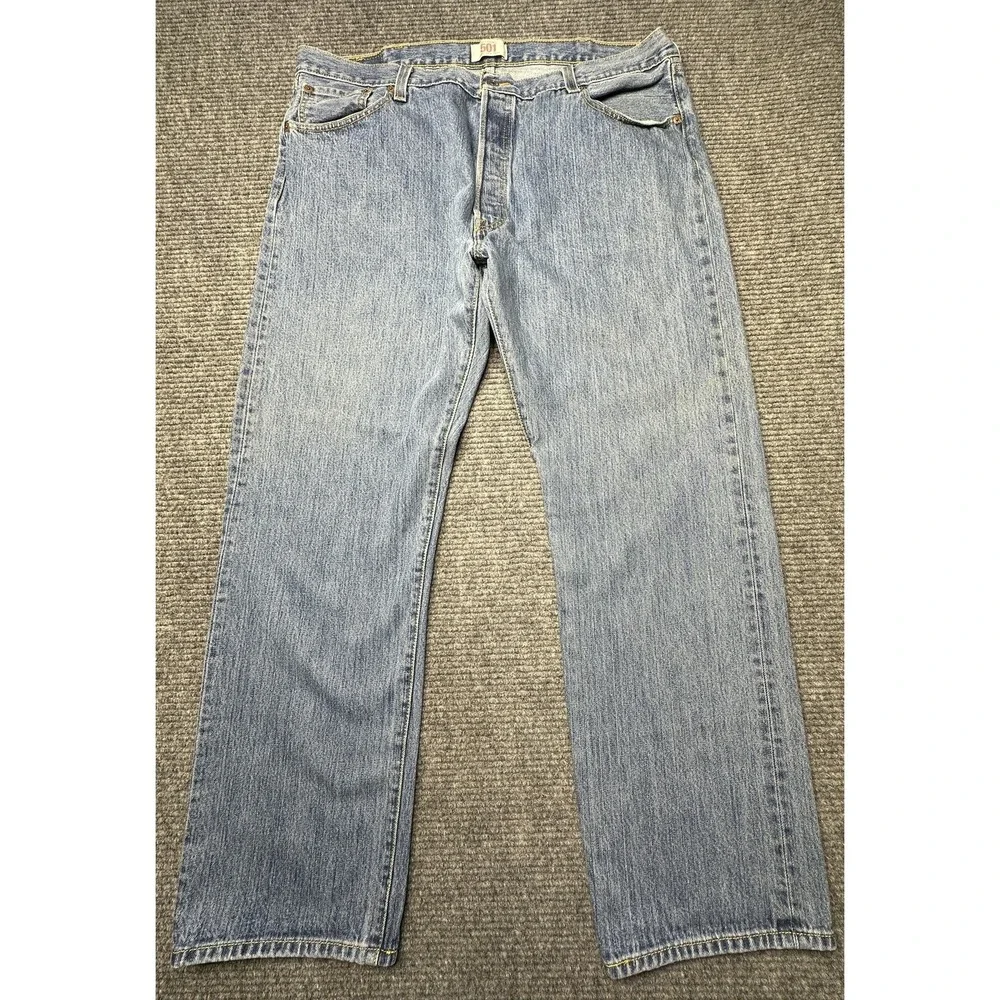 Levis 501 Jeans‎ Mens 42x32 (Fit 40x31) Light Wash Blue Classic Straight Denim